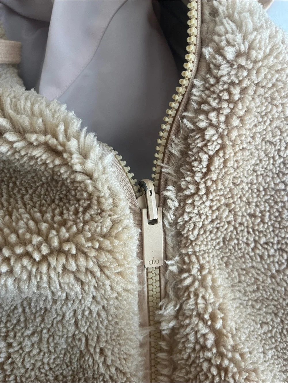 ALO Yoga Teddy Jacket in Camel Brown